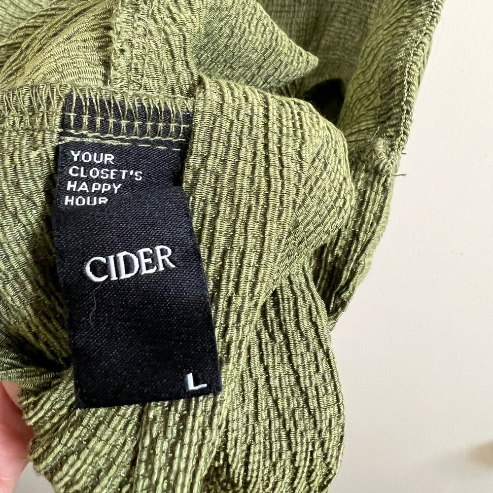 Cider Solid Texture Twist Halter Top - Picture 6 of 10